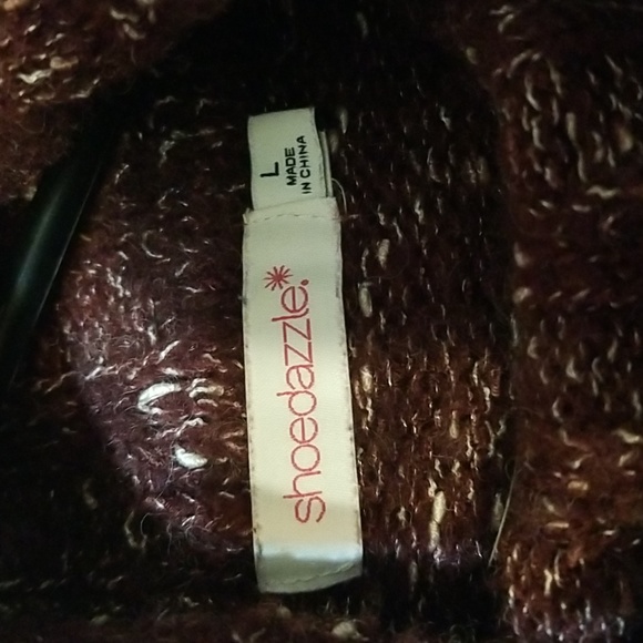 JUSTFAB Oversized Sweater. Size large - Picture 6 of 8